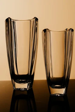 Dune 10" Square Vase